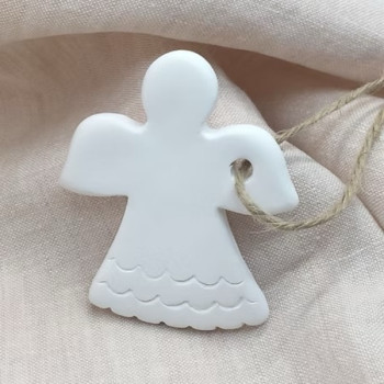 Ange Adeline en porcelaine blanche